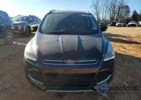 2014 Ford Escape Titanium z USA, uszkodzony, nr VIN 1FMCU0JX4EUC81860